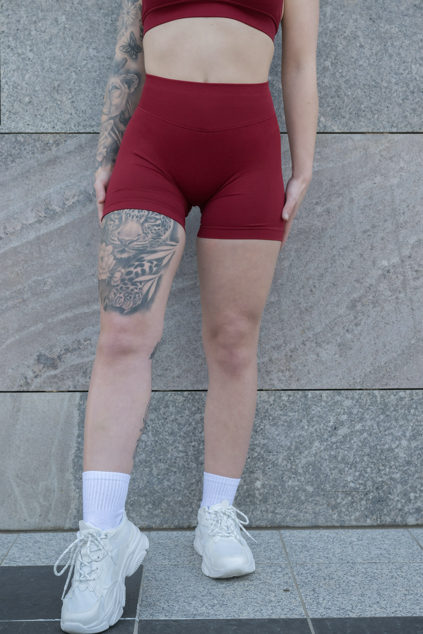 LUNA SHORTS - CHERRY RED