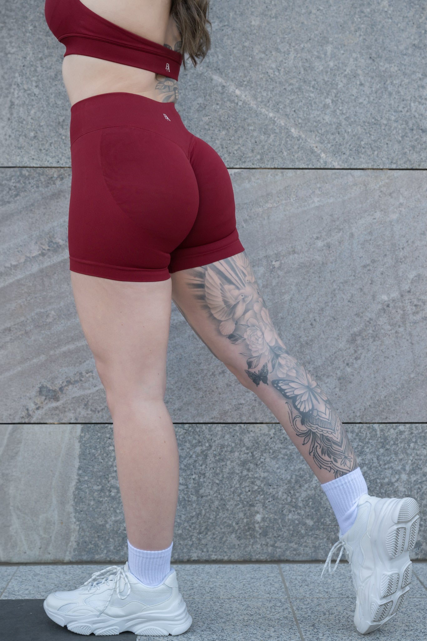 LUNA SHORTS - CHERRY RED
